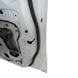 PORTA DIANTEIRA DIREITA NISSAN FRONTIER 2017 Á 2023