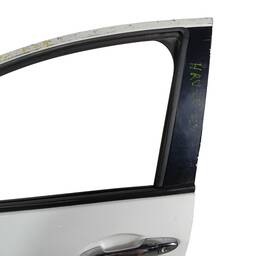 PORTA DIANTEIRA ESQUERDA HONDA HRV 2016 A 2021 ORIGINAL