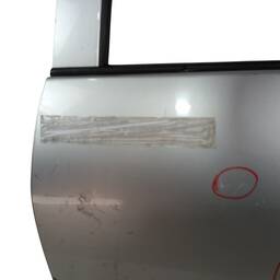 PORTA TRASEIRA ESQUERDA TOYOTA HILUX 2016 2017 A 2025 2026