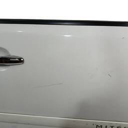 PORTA DIANTEIRA DIREITA TRITON PAJERO DAKAR 2008 2009 A 2017