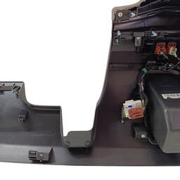 ACABAMENTO INFERIOR ESQUERDO PAINEL HONDA HRV 2023 2024 2025