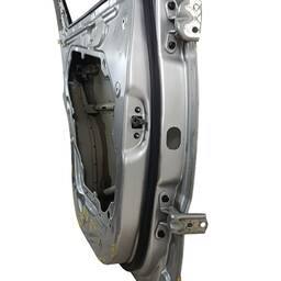 PORTA TRASEIRA ESQUERDA KIA SORENTO 2010 2011 A 2014 2015