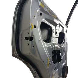 PORTA TRASEIRA ESQUERDA GM CAPTIVA 2008 A 2017 ORIGINAL