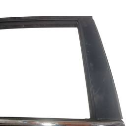 PORTA TRASEIRA DIREITA CHEVROLET CAPTIVA 2008 2009 A 2017