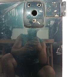 PORTA DIANTEIRA DIREITA TROLLER T4 2001 Á 2014 ORIGINAL