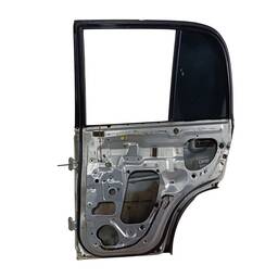 PORTA TRASEIRA DIREITA TRACKER 2001 2002 A 2009