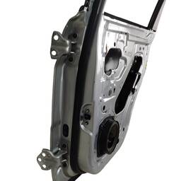 PORTA TRASEIRA DIREITA SSANGYONG ACTYON 2008 2009 A 2012