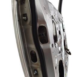 PORTA DIANTEIRA DIREITA NISSAN FRONTIER 2008 A 2016 ORIGINAL