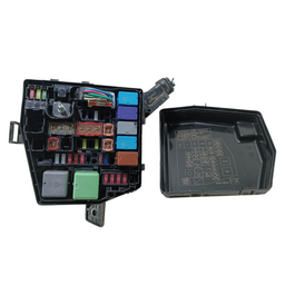 CAIXA DE FUSIVEL TOYOTA YARIS 1.5 2023  2025