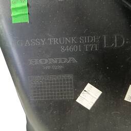 FORRO DIREITO PORTA MALAS HONDA HRV 2016 A 2021 ORIGINAL