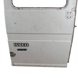 PORTA TRASEIRA ESQUERDA IVECO DAILY 2006 