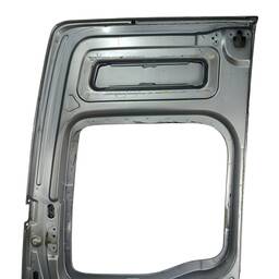 TAMPA TRASEIRA DIREITA RENAULT MASTER C/ VIDRO 2003 À 2013 