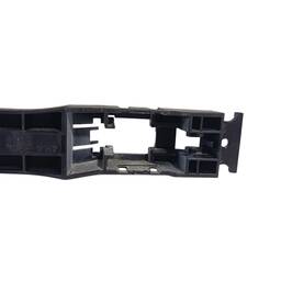 SUPORTE MAÇANETA EXTERNA ESQUERDA NISSAN KICKS 2017 A 2025