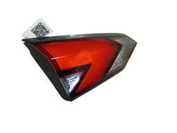 LANTERNA TRASEIRA ESQUERDA VERSA 2021/ (MALA)