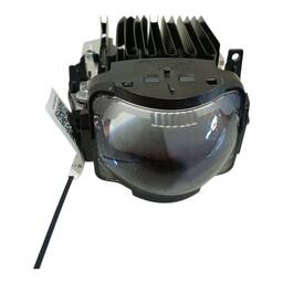 PROJETOR FAROL LED LADO DIREITO KICKS 2019 (DETALHE)