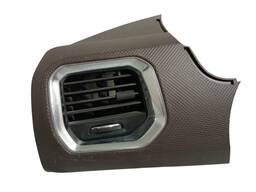 DIFUSOR AR LATERAL LADO ESQUERDO SPIN 2018 A 2024 (MARRON)