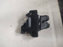 Fechadura Tampa Traseira Yaris Sedan 15/25 Corolla 2015/..