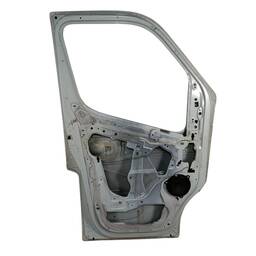 PORTA DIANTEIRA ESQUERDA RENAULT MASTER 2014 2015 A 2022