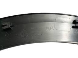 MOLDURA PARALAMA TRASEIRO DIREITO KICKS 2017 2018 A  2021