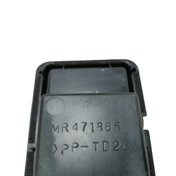 PORTA OBJETOS CONSOLE PAJERO SPORT 1999 A 2011 MR471865