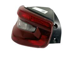 LANTERNA TRASEIRA ESQUERDA CITROEN C3 2023/ (DETALHE)