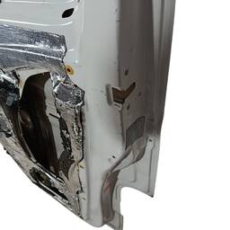 PORTA DIANTEIRA DIREITA IVECO DAILY 2008 2009 A 2018 2019