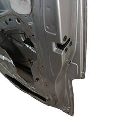 PORTA DIANTEIRA DIREITA RENAULT MASTER 2014 2015 A 2022