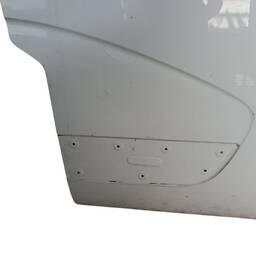 PORTA DIANTEIRA DIREITA RENAULT MASTER 2014 A 2022 ORIGINAL