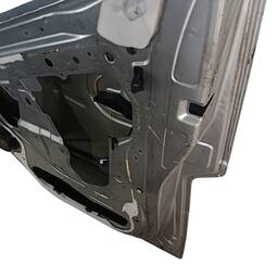 PORTA DIANTEIRA DIREITA RENAULT MASTER 2014 A 2022 ORIGINAL