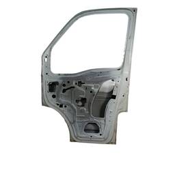 PORTA DIANTEIRA DIREITA RENAULT MASTER 2003 2004 Á 2013