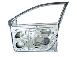 PORTA DIANTEIRA DIREITA YARIS 2019 2020 A 2025