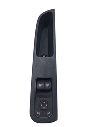 Moldura Botão Dianteiro Esquerdo Sprinter 2020