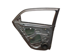 PORTA TRASEIRA ESQUERDA HB20 HATCH 2013/19 DETALHES 