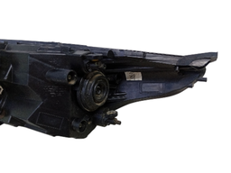 FAROL DIREITO KA 2018 2019 A 2021 MASC NEGRA (DETALHE)