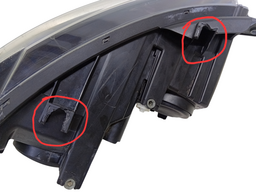 FAROL ESQUERDO FOX SPACE 2015 A 2022 FRISO CROMADO (DETALHE)