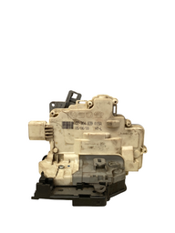 Fechadura Porta Traseira Esquerda Touareg 11/17 Passat 07/15