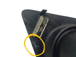 MOLDURA FAROL DE MILHA LADO ESQUERDO JOURNEY 11/18 DETALHES 