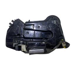 Fechadura porta motorista Hilux 2015 A 2018 6904002510