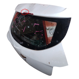 TAMPA TRASEIRA ONIX 2013 2014 A 2017 DETALHES 