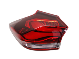 Lanterna Traseira Esquerda Tracker 2020/ (canto)LED