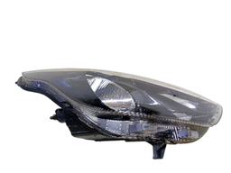 FAROL DIREITO KA 2018 2019 A 2021 MASC NEGRA (DETALHE)