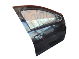 PORTA DIANTEIRA DIREITA SANDERO 2015/ LOGAN 2014 DETALHES 