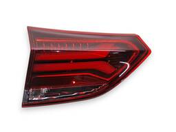 Lanterna Traseira Esquerda Tracker 2020/ (mala)