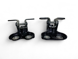 Par dobradiça porta traseira esquerda tracker 2020/