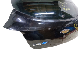 TAMPA TRASEIRA ONIX 2013 2014 A 2017 C/ FURO CILINDRO 