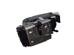 FECHADURA TRAS ESQ MERCEDES GLA A B 200 15/20 C/ DETALHE