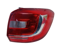 LANTERNA TRASEIRA DIREITA SANDERO 2015 2016 A 2020