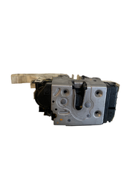 FECHADURA PORTA TRASEIRA DIREITA MERCEDES GLA A B C 08/20