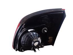 LANTERNA TRASEIRA ESQUERDA MALA CORSA CLASSIC 11/16 DETALHES