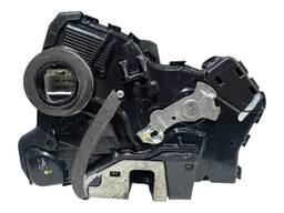 Fechadura Porta DE Corolla 03/14 Hilux Sw4 06/15 Rav4 07/18